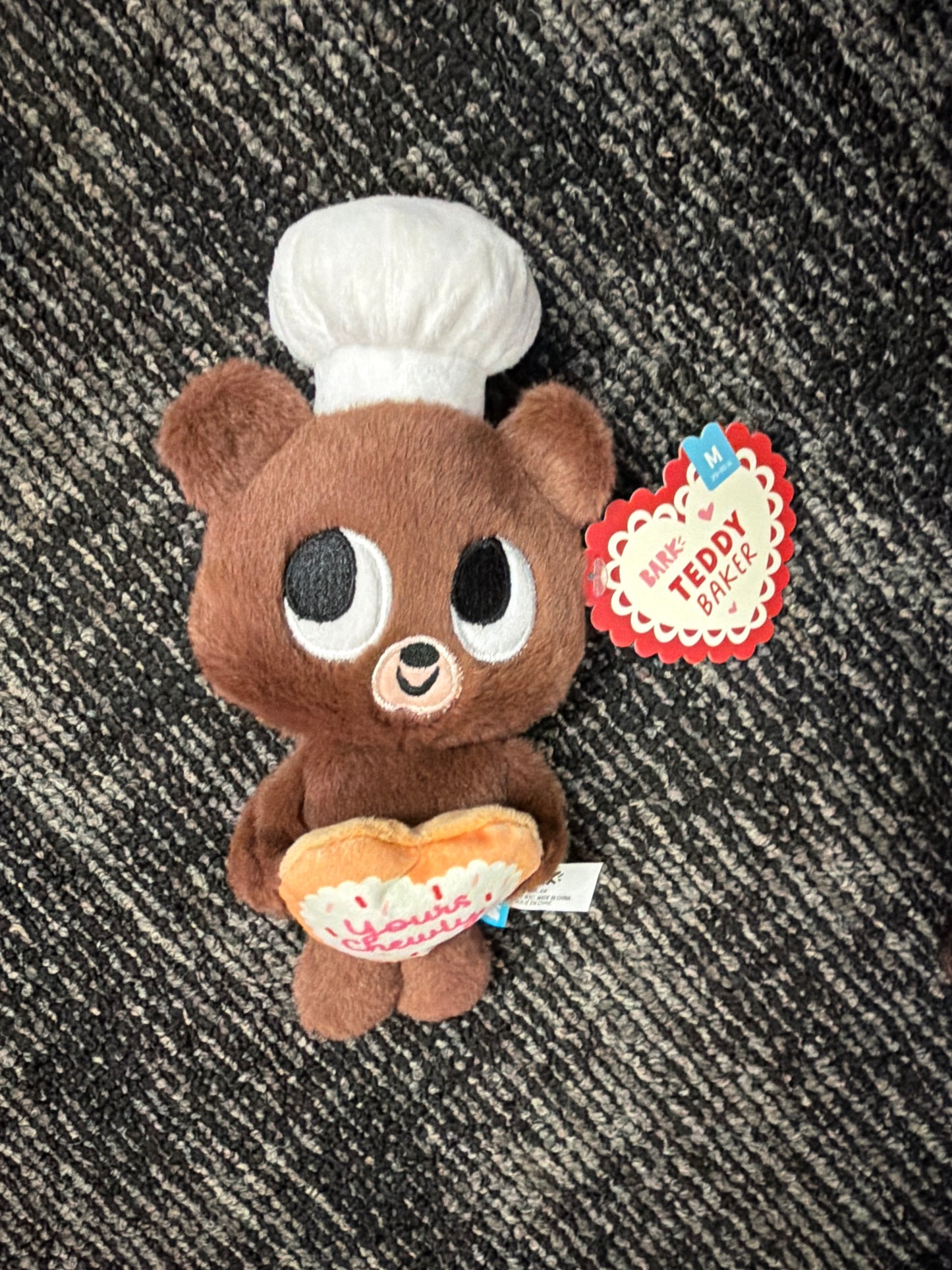 Bark Teddy Baker dog toy size m