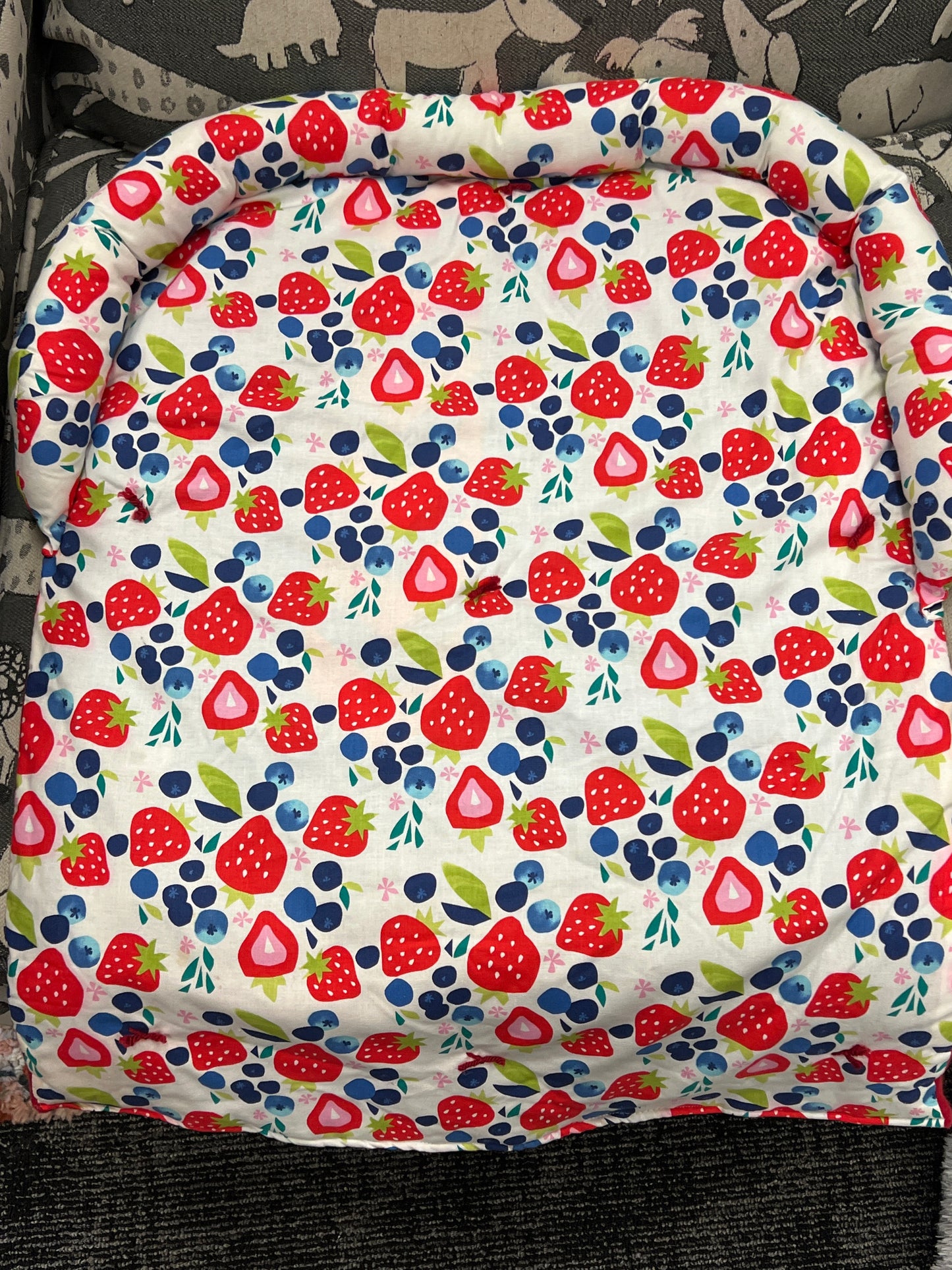 Calming Pet Couch Chair furniture protecting bed washable removable small berries
