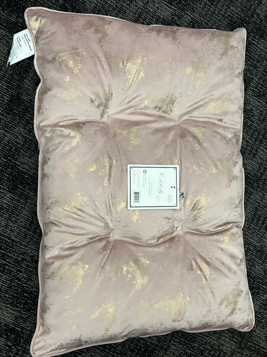 Celebrity luxury velvet pet bed pink and rose gold