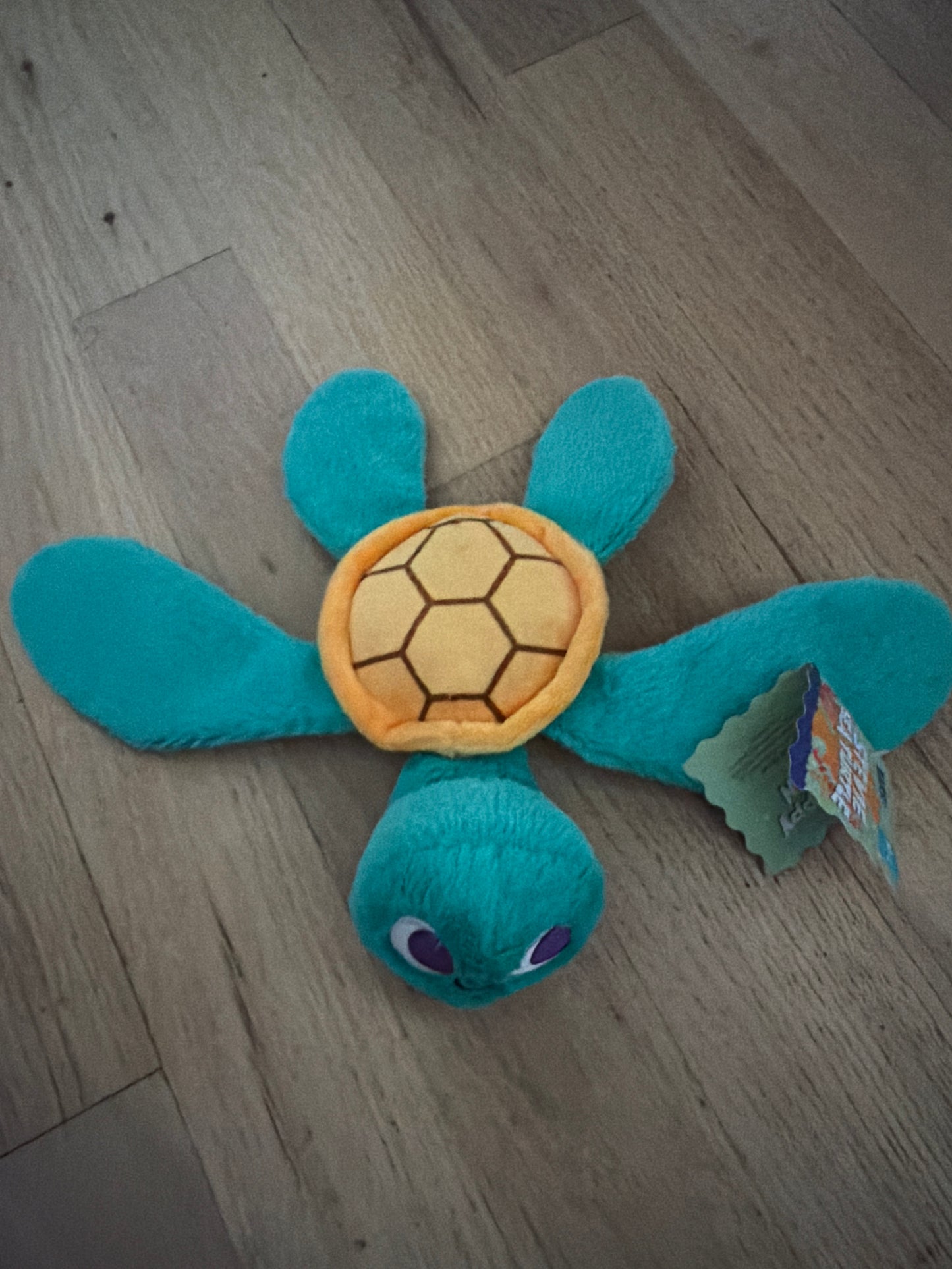 Bark Stevie Sea Turtle dog toy size m/l
