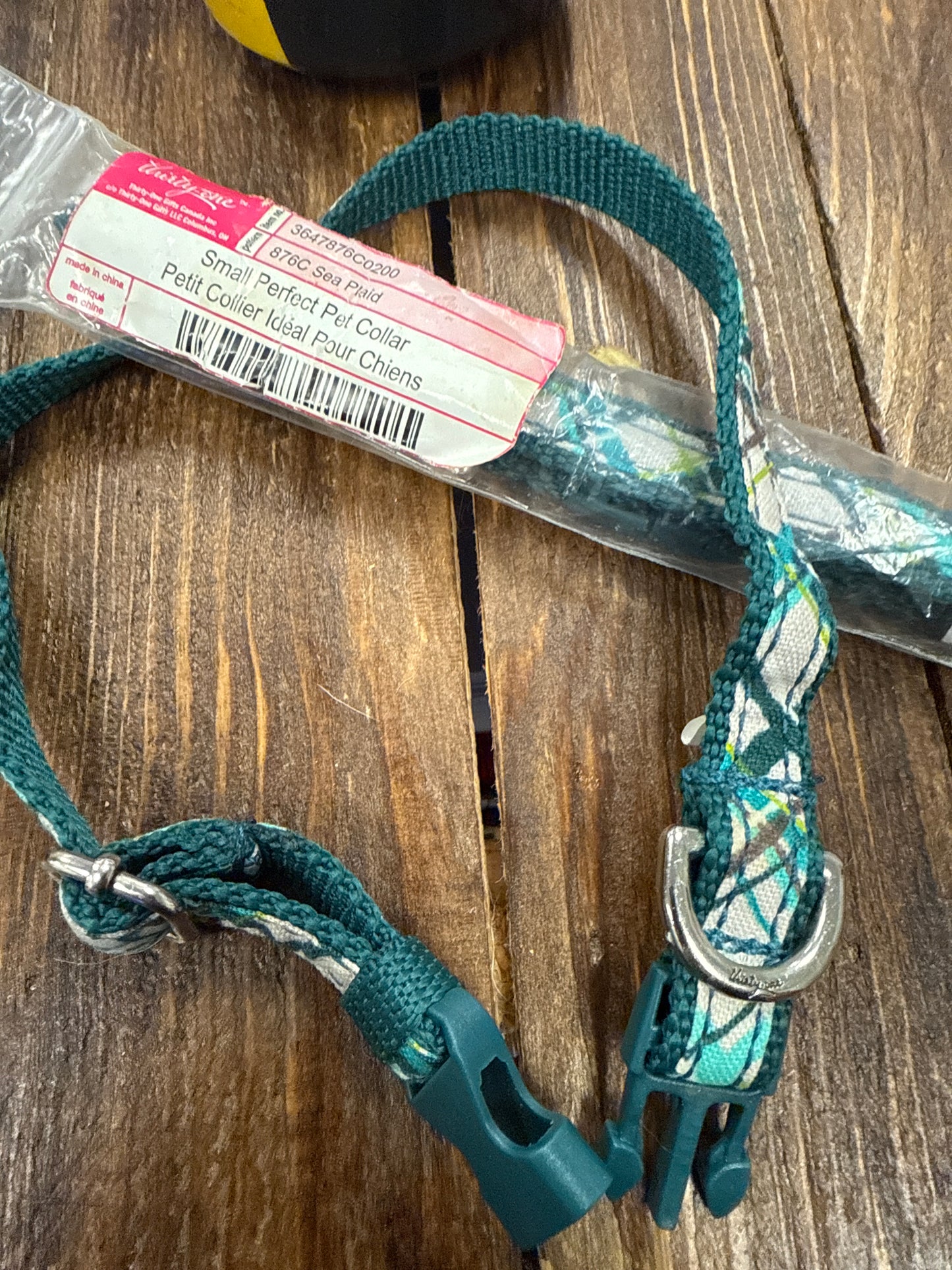 Thirty One Small Perfect Pet Collar Green Sea Plaid