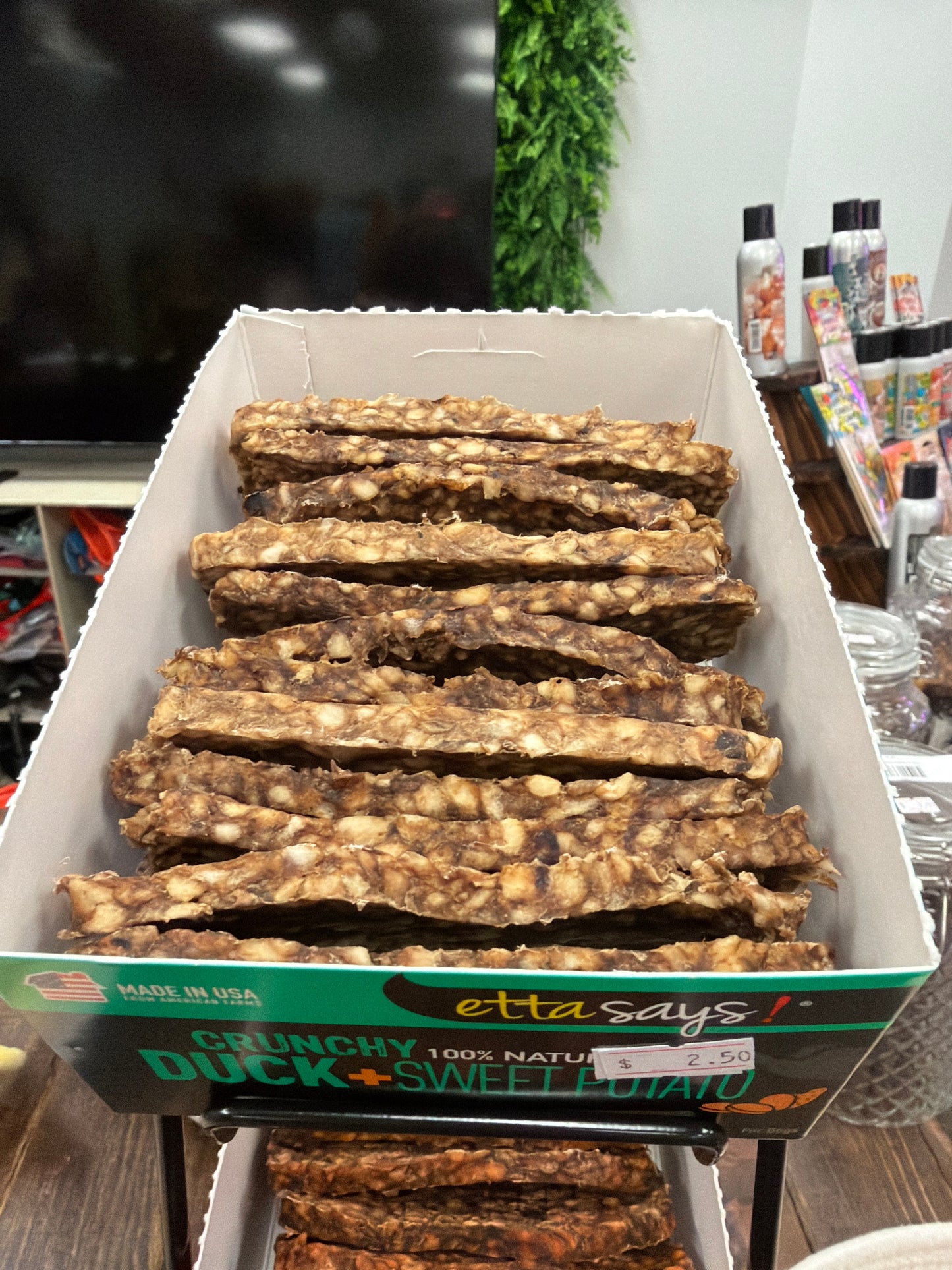 Etta Says! Premium crunchy duck & sweet potato bars dog treats
