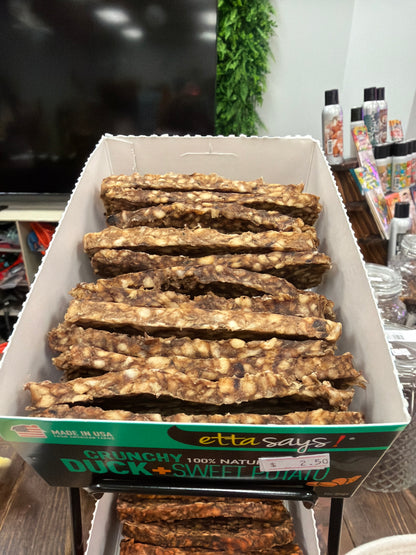 Etta Says! Premium crunchy duck & sweet potato bars dog treats