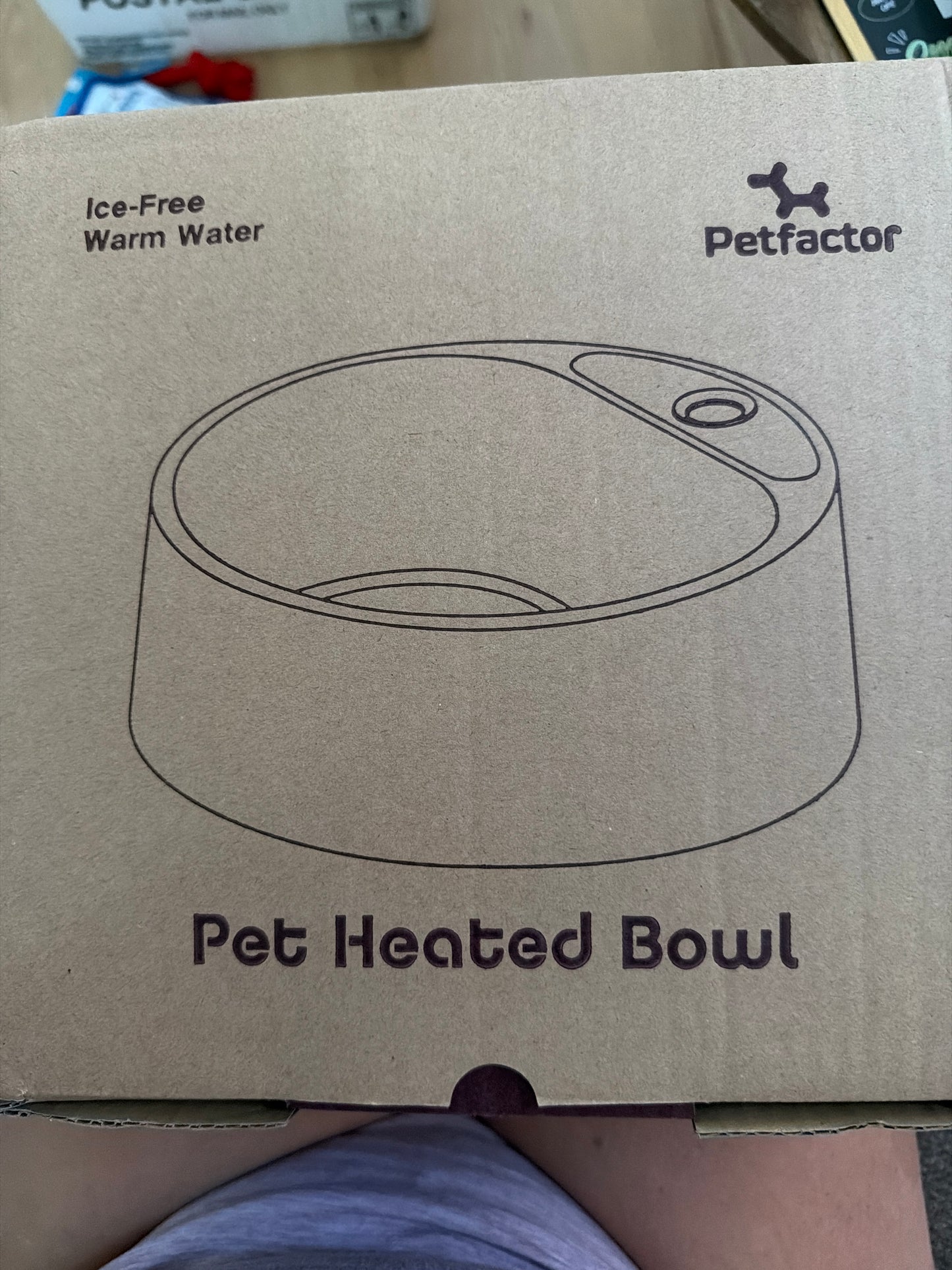 Petfactor Heated Pet Bowl 2.2L camo colored