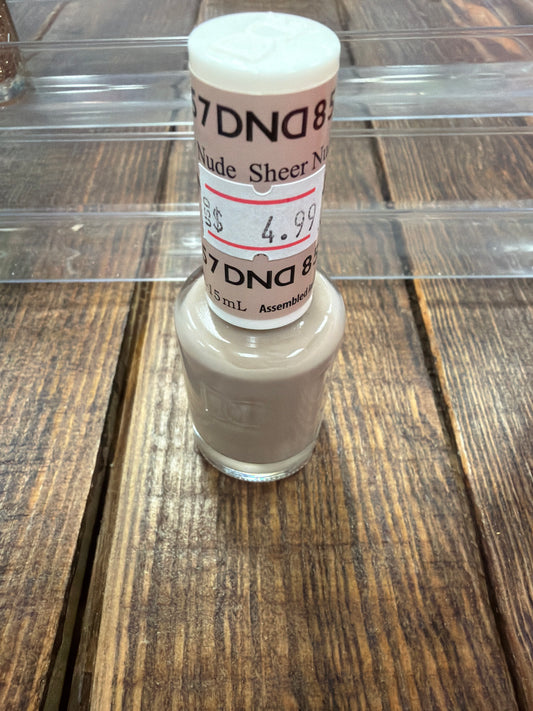 DND DD DAISY 857 sheer nude nail polish