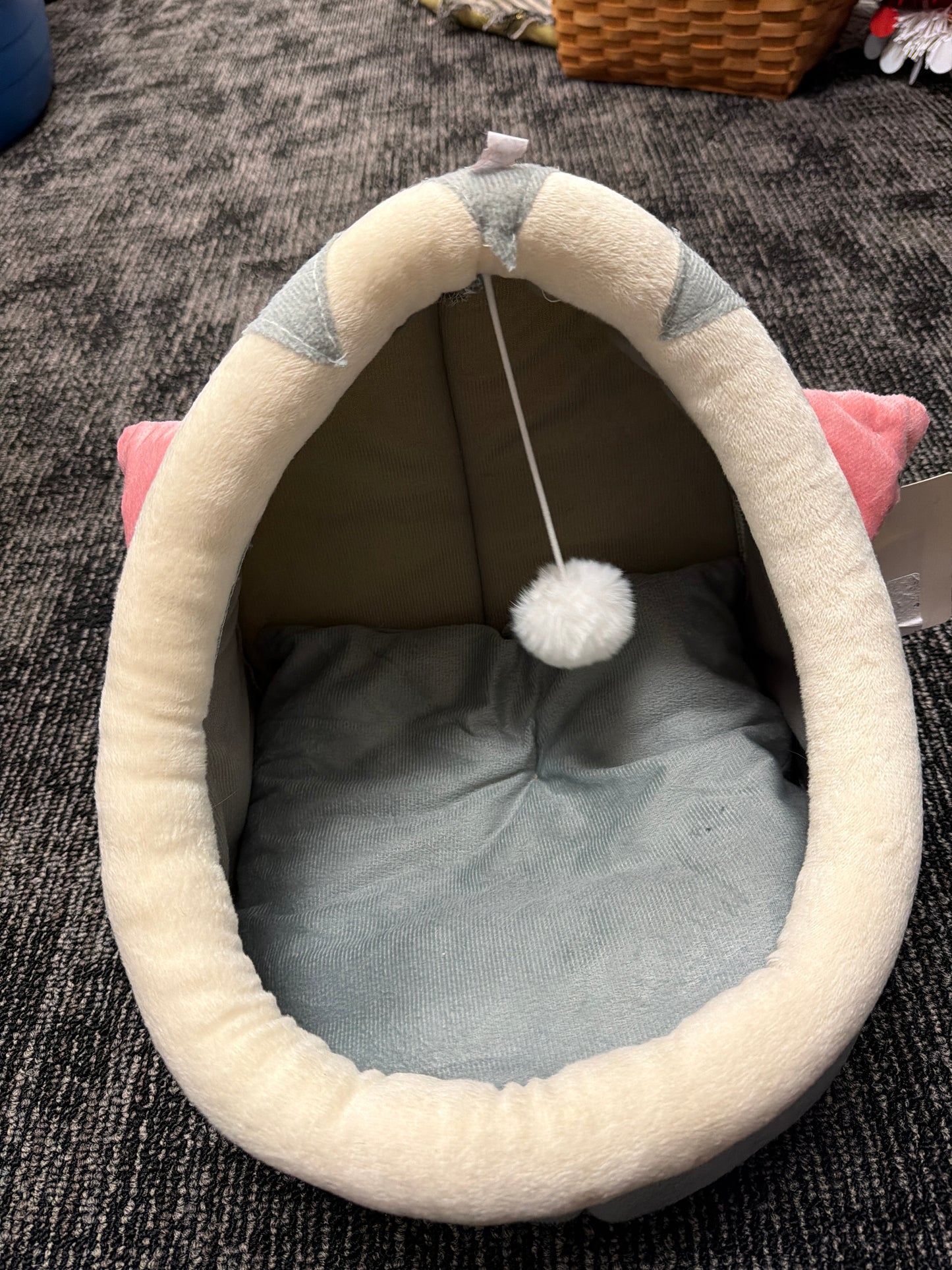 Kitty Cat cave bed size x-small kitten