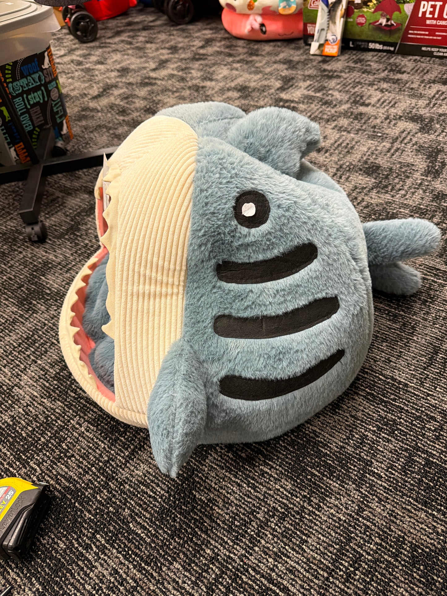 Sharky the Pet Cave Bed Size Small