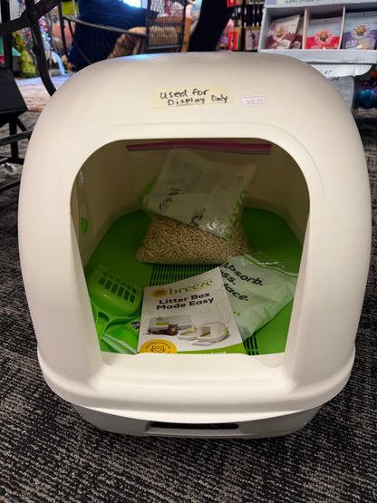 Purina Tidy Cats Breeze Covered Litter Box System Kit Display model used for display only